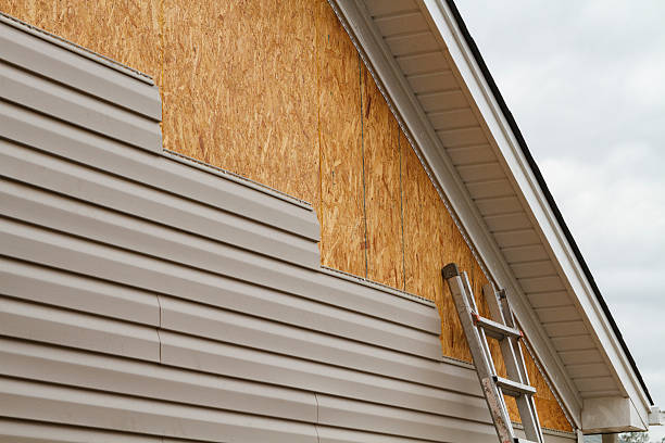 Professional Wood Siding technician working in McDonald, OH